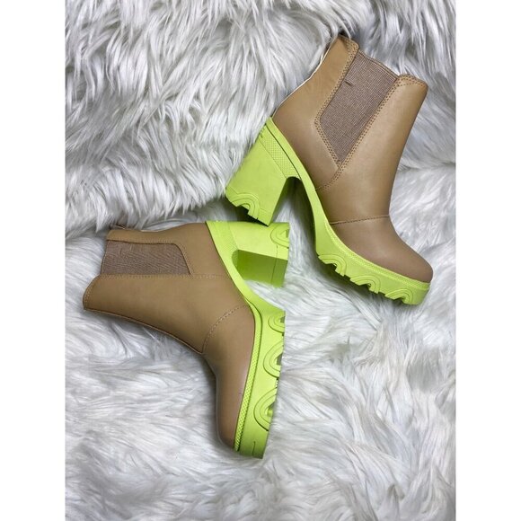 NWOB SOREL Brex Chunky Heel Platform Chelsea Bootie Tan Yellow, Size 6.5 - Picture 11 of 11